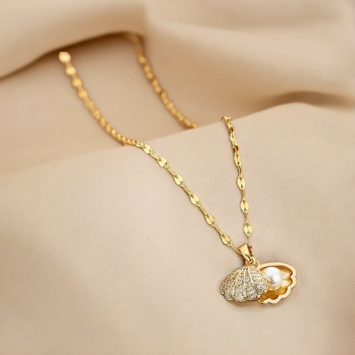 Gold-Plated Pearl Necklace